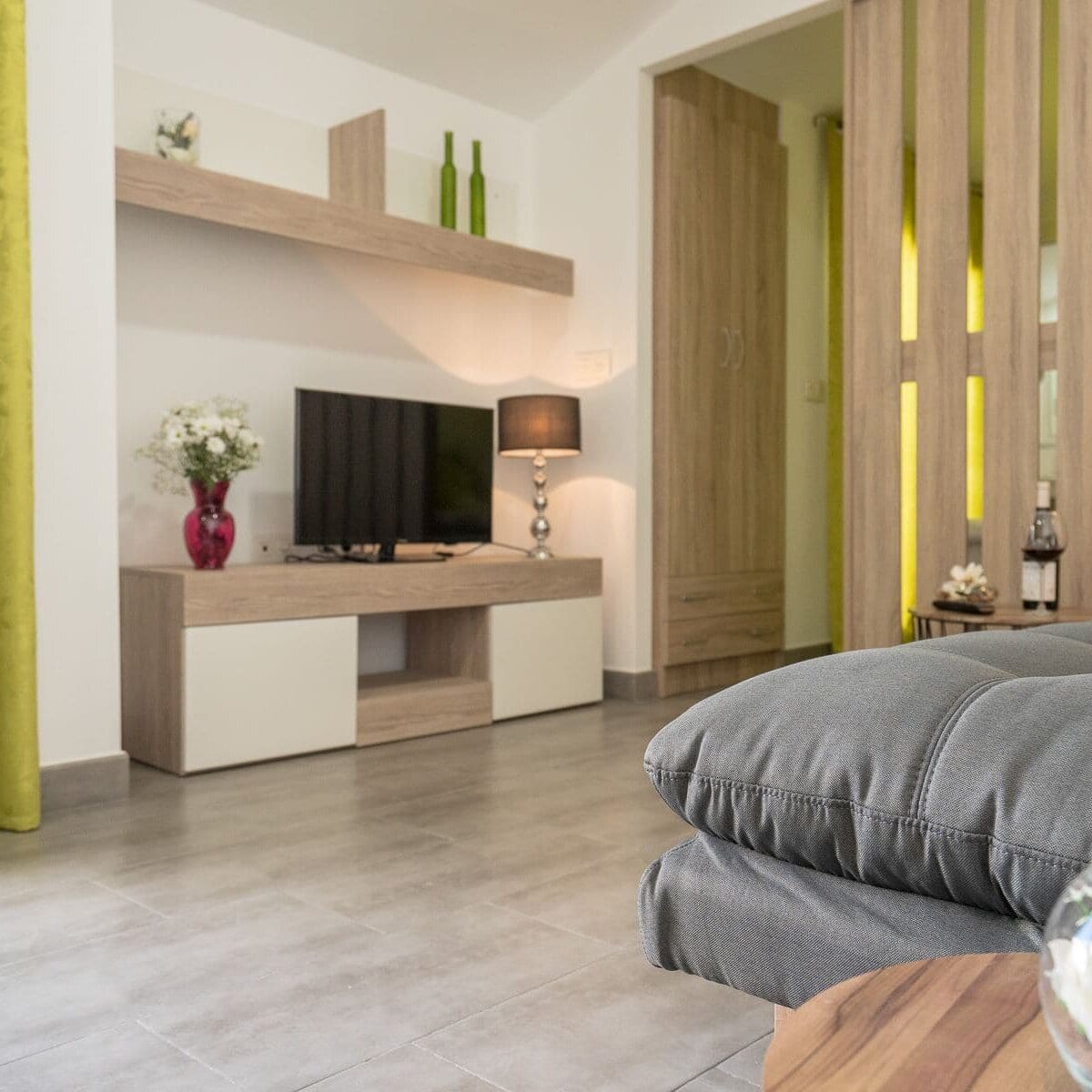 Apartment 16